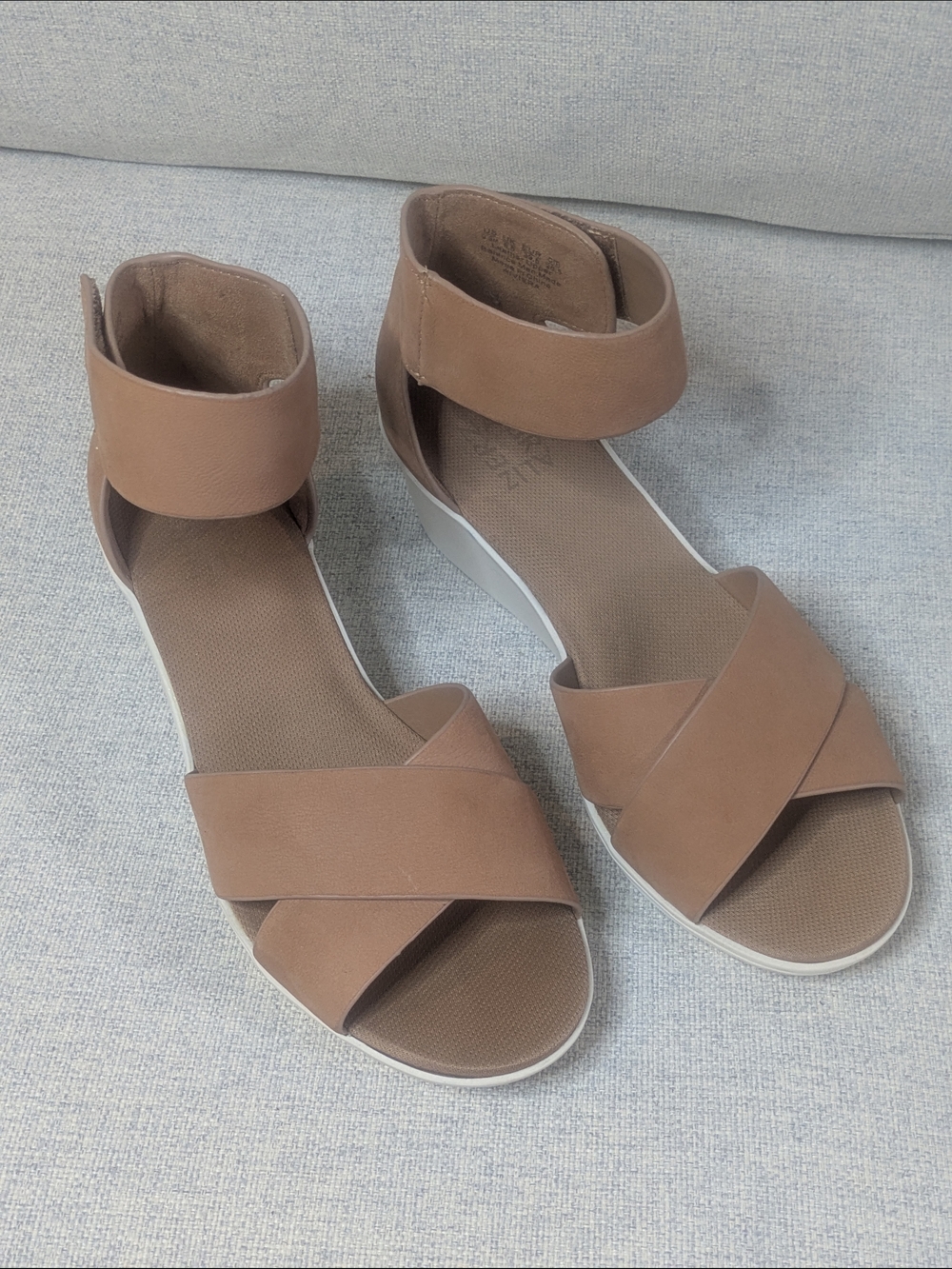 Naturalizer Tan Wedge Sandals Size 9.5 | Ankle Strap | Worn Once
